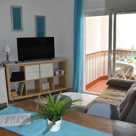 Benal 704 Apartment *